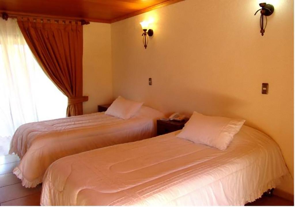 Hotel Puku Vai Hanga Roa Zimmer foto